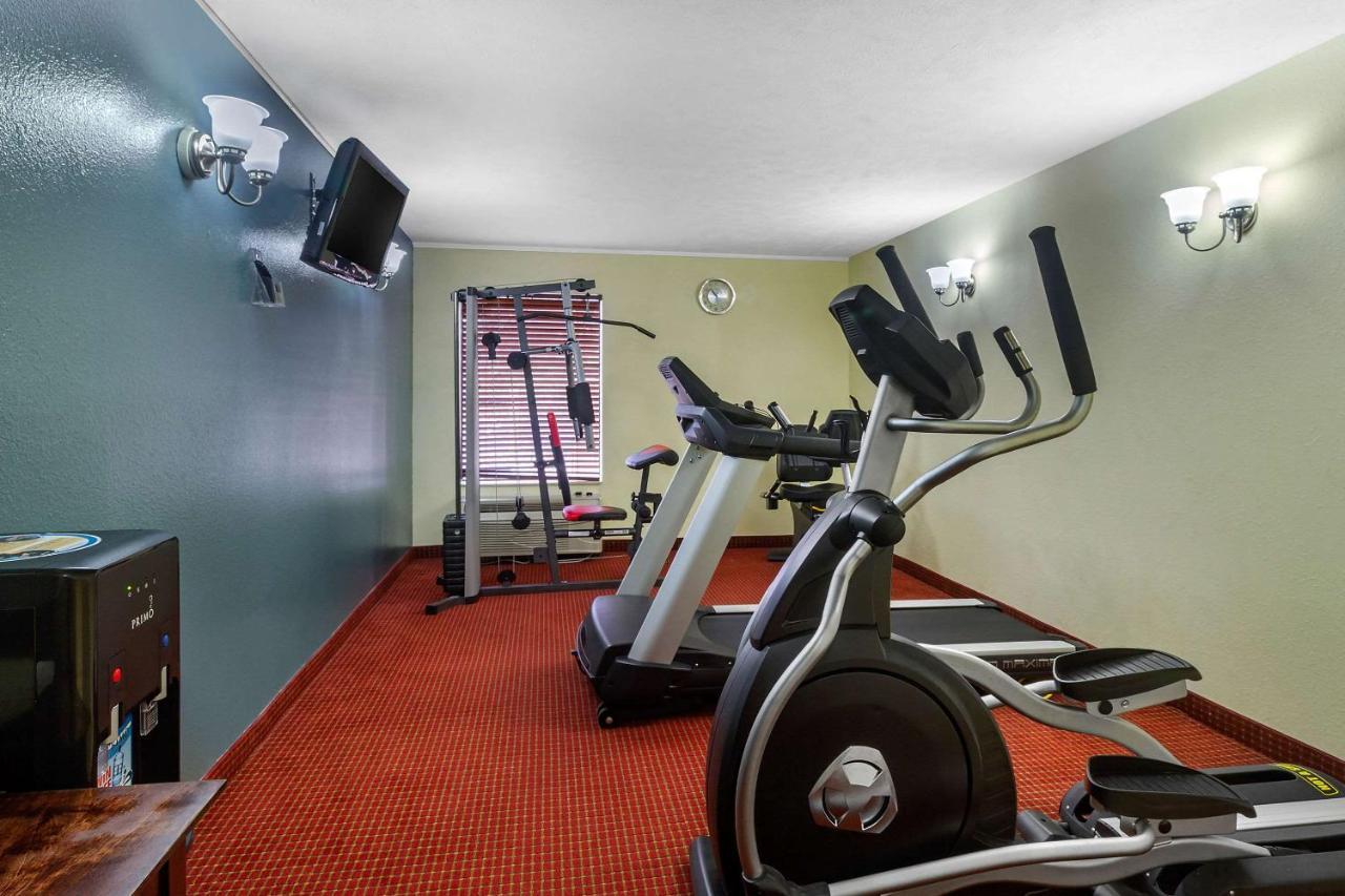 Comfort Inn Bristol Bagian luar foto