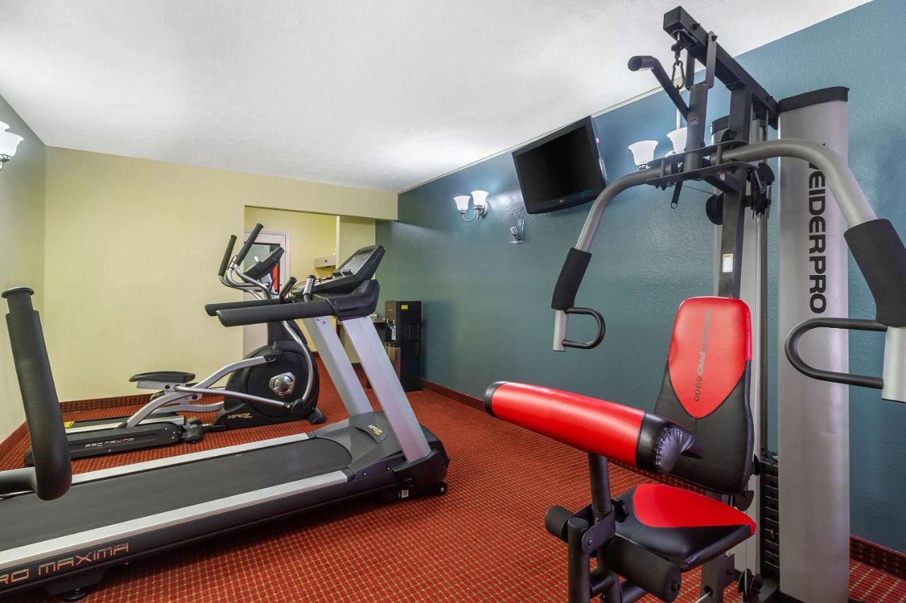 Comfort Inn Bristol Bagian luar foto