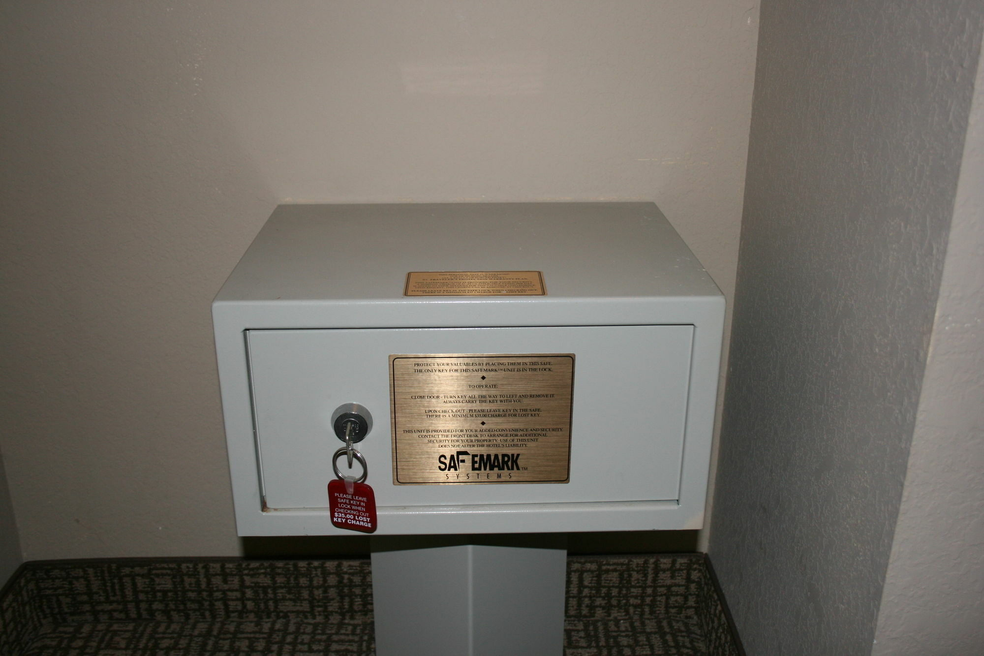 Comfort Inn Bristol Bagian luar foto