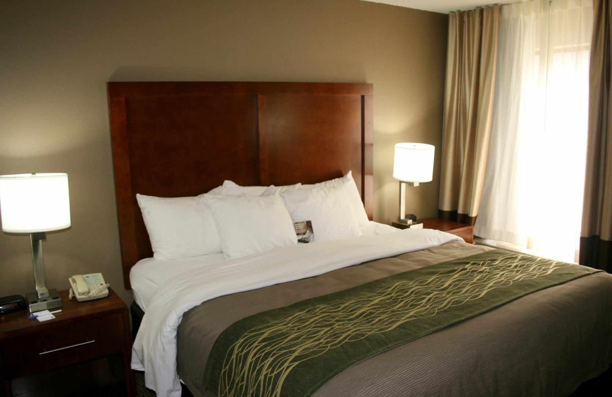 Comfort Inn Bristol Bagian luar foto